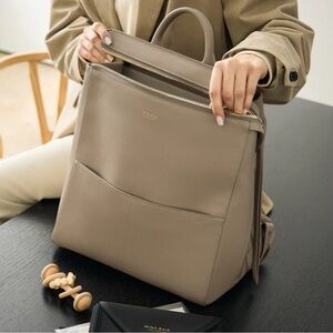 Mina Baie - Harper in Desert